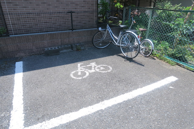その他共有部分　駐輪場です。