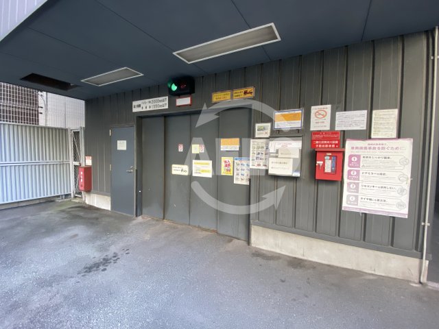 駐車場　ファミールKOUZTOWER　機械式駐車場