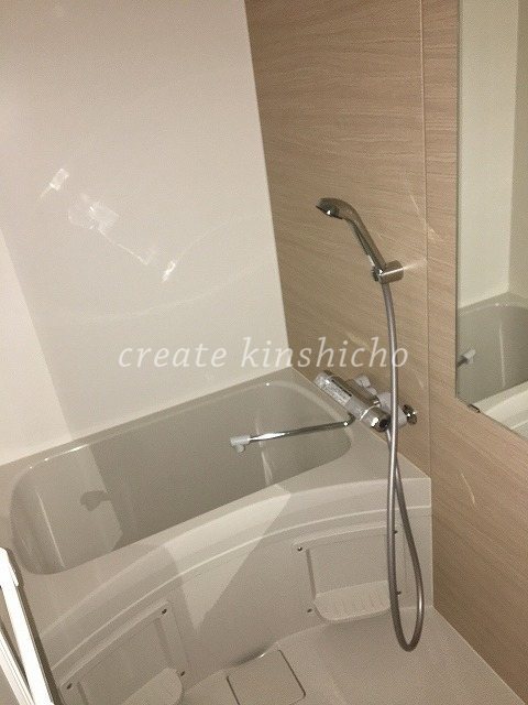 インスパーク千住緑町IIIの風呂写真