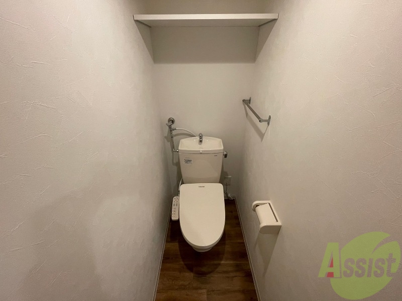 トイレ　トイレです。ウォシュレット付を探している方、おすすめです。