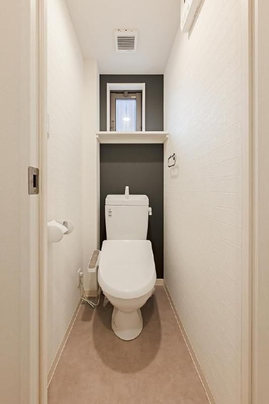 地下鉄七隈線 薬院大通駅 徒歩8分 2階建 築7年のトイレ写真