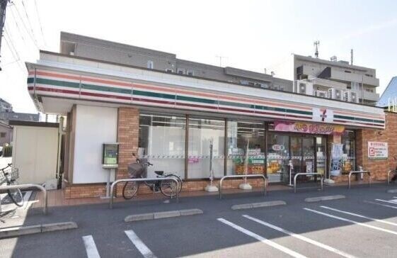 コンビニ　セブンイレブン大田区新蒲田3丁目店（コンビニ）まで91m