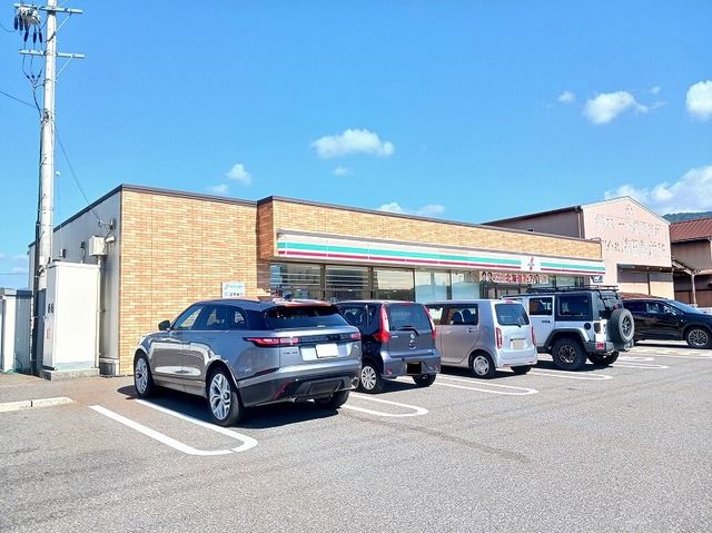 コンビニ　セブンイレブン木之本IC口店様（コンビニ）まで850m