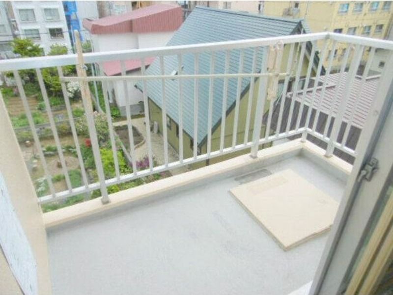 バルコニー　別の階のお部屋写真となります！