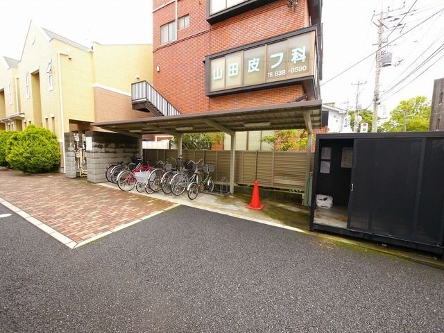 ヴィレッジフィールド彩の外観写真