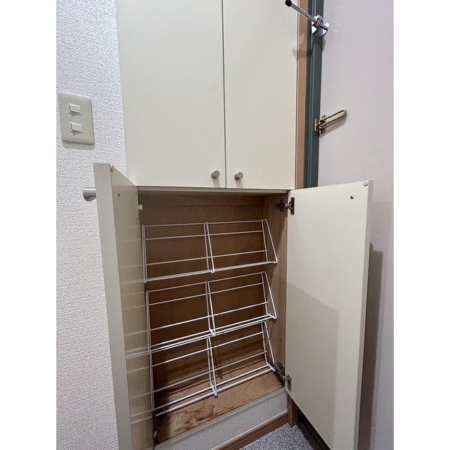 収納　シューズボックス