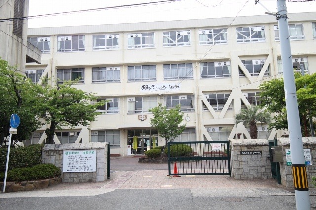 中学校　広島市立観音中学校（中学校）まで1357m
