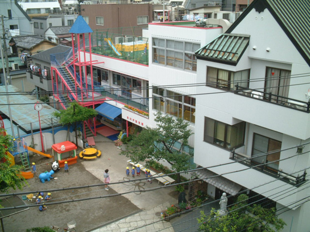 幼稚園・保育園　花川戸保育園（幼稚園・保育園）まで440m