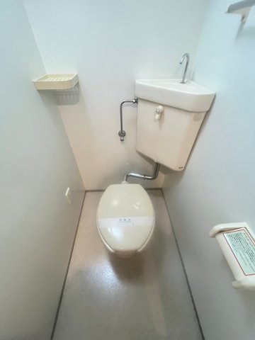 トイレ　シンプルで使いやすいトイレです