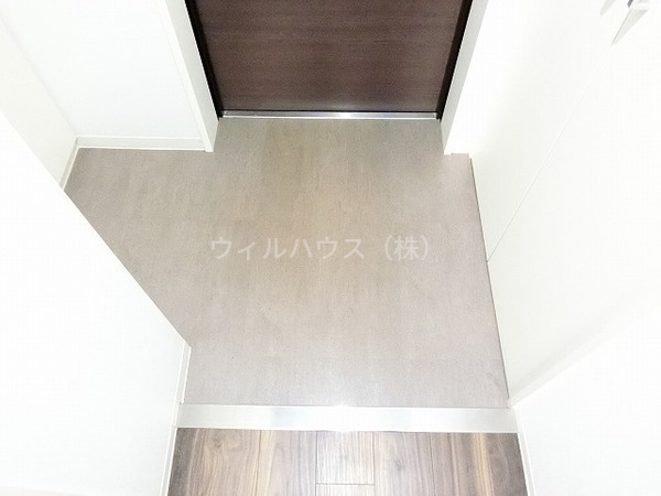 玄関　シューズボックスあり！