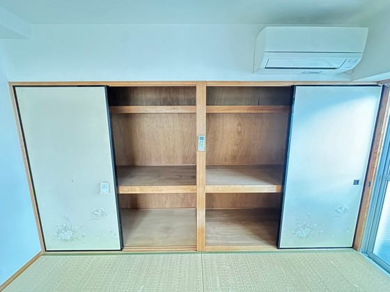 収納　※別号室の写真です。