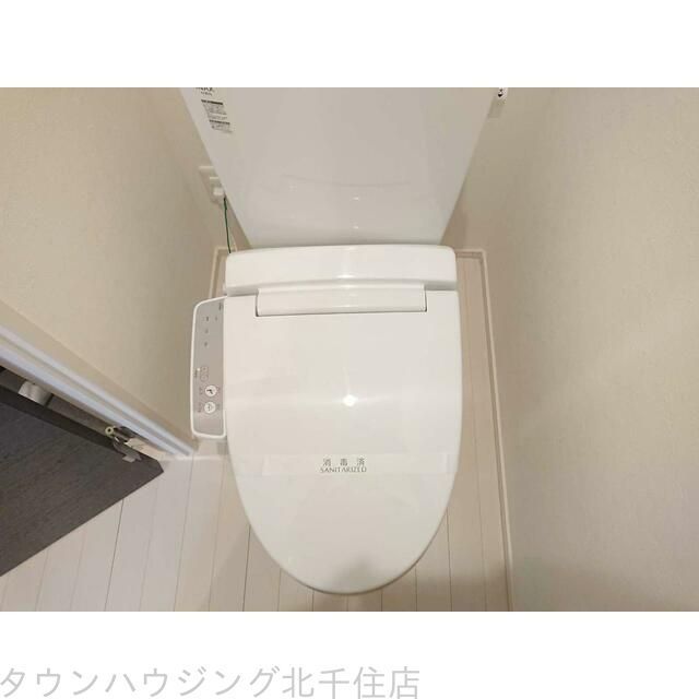 トイレ　ウォシュレット付き♪