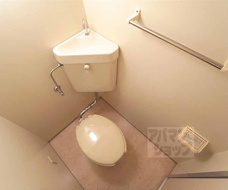 アーベイン吉田のトイレ写真