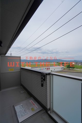 その他　お洗濯にも便利なバルコニー付き