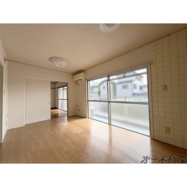 建物外観　ダイニングキッチン