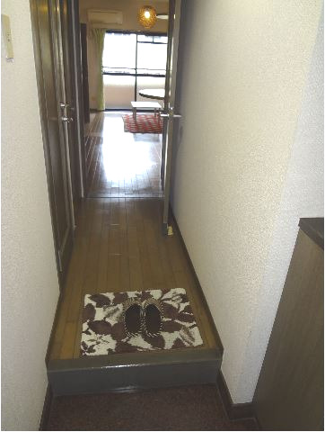 玄関　明るい玄関です