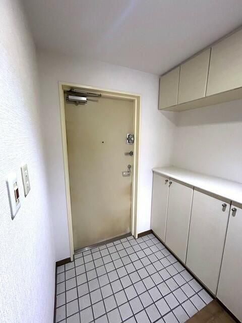 玄関　※他号室参照写真※