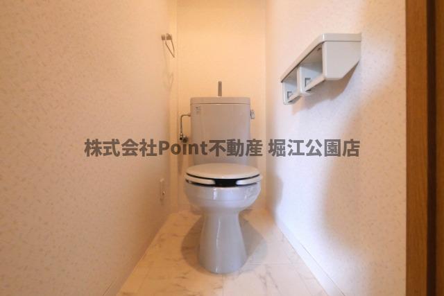 地下鉄中央線 九条駅 徒歩5分 9階建 築24年のトイレ写真