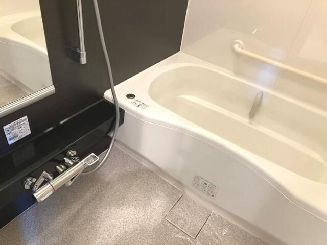 バス・シャワールーム　お風呂です
