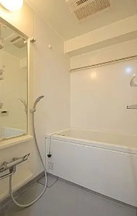 バス・シャワールーム　別部屋の画像を使用しております。