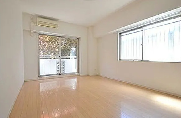 居室・リビング　別部屋の画像を使用しております。