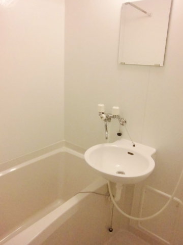 バス・シャワールーム　浴室換気乾燥機付き