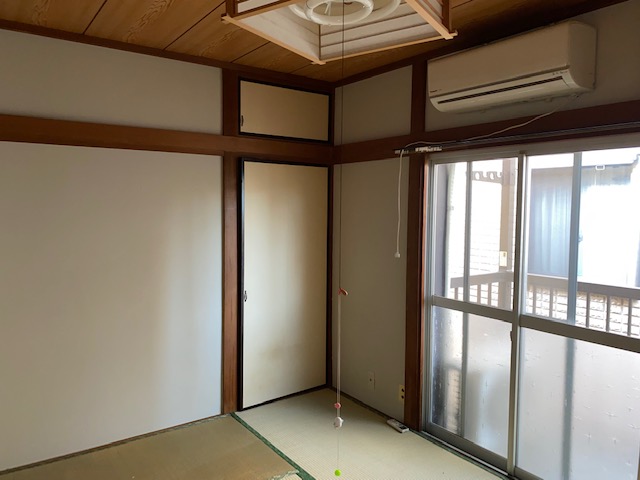 メゾン東陽の居間写真