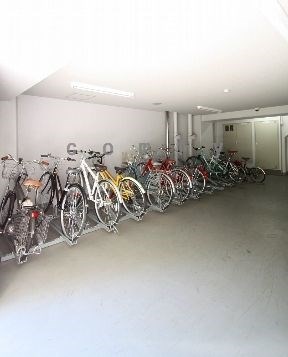 駐車場　駐輪場