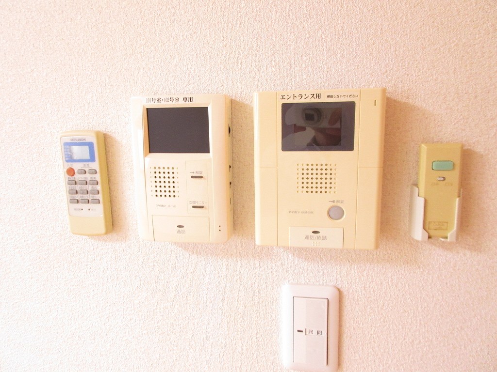 セキュリティ　TVドアホンあり
