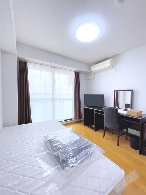 居室・リビング　家具家電付きプランの写真です。