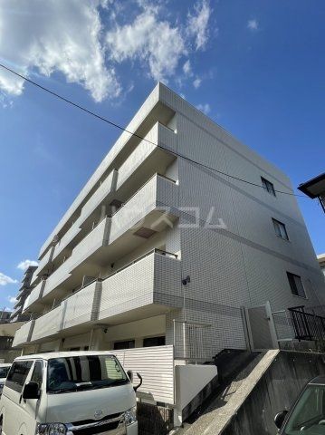 名古屋市天白区植田東のマンションの建物外観