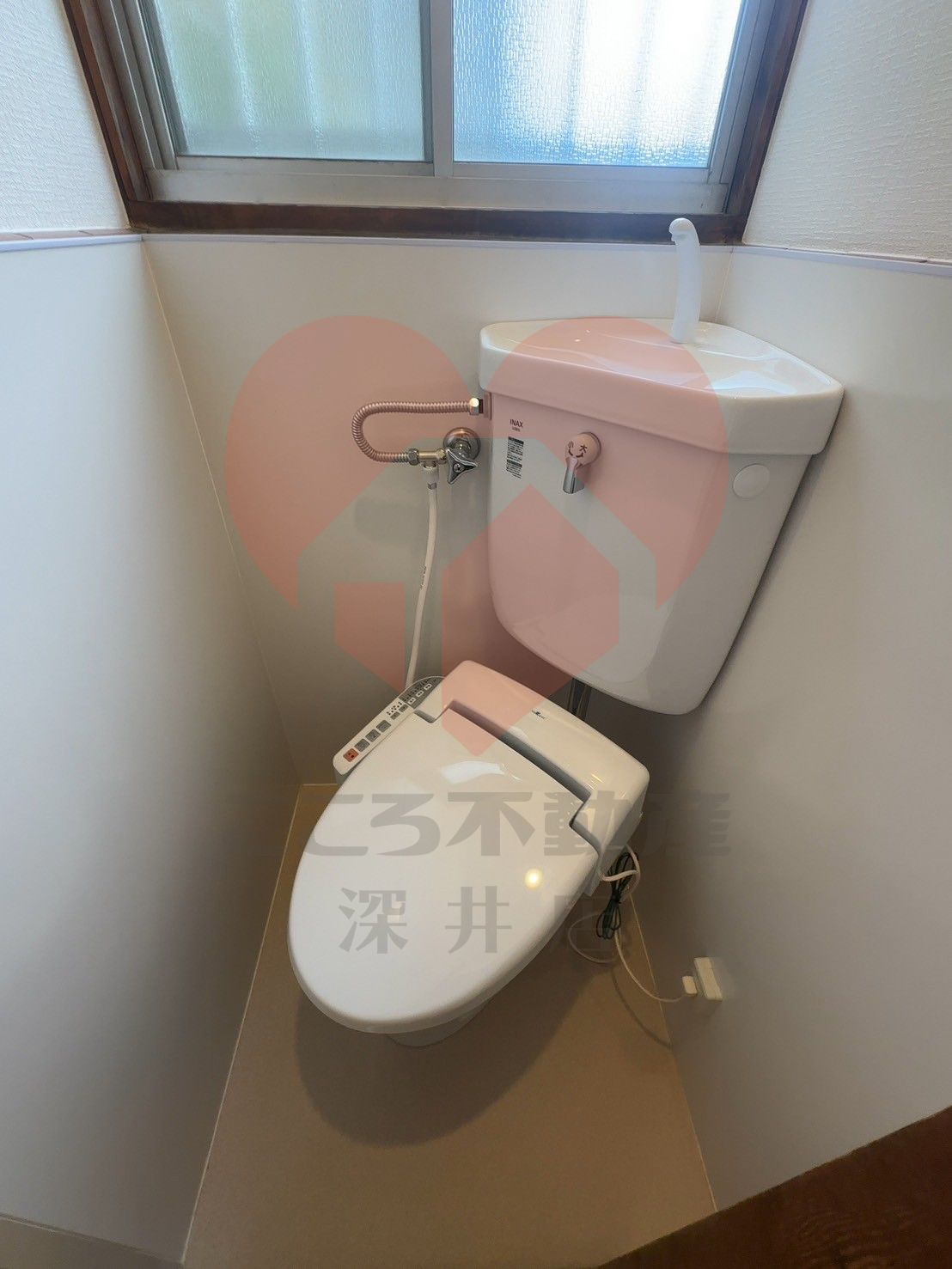 【八尾市太田5丁目貸家のトイレ】