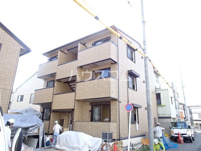名古屋市中川区荒江町のアパートの建物外観