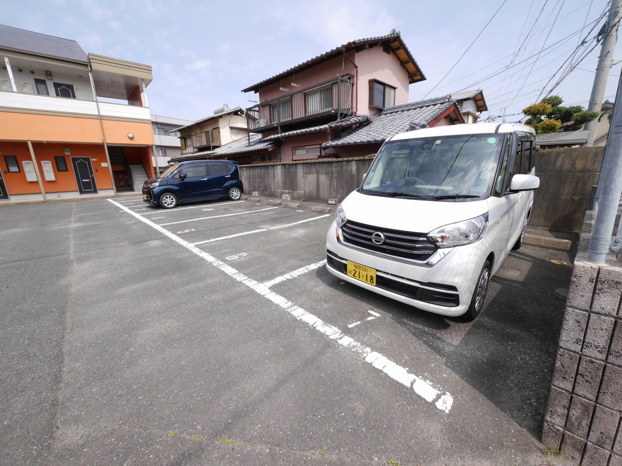 【ぴおーねの駐車場】