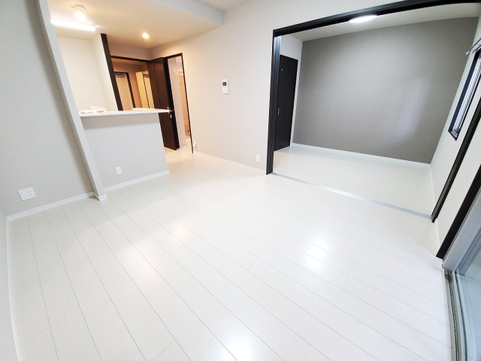 居室・リビング　※写真は同型タイプ、現況優先。