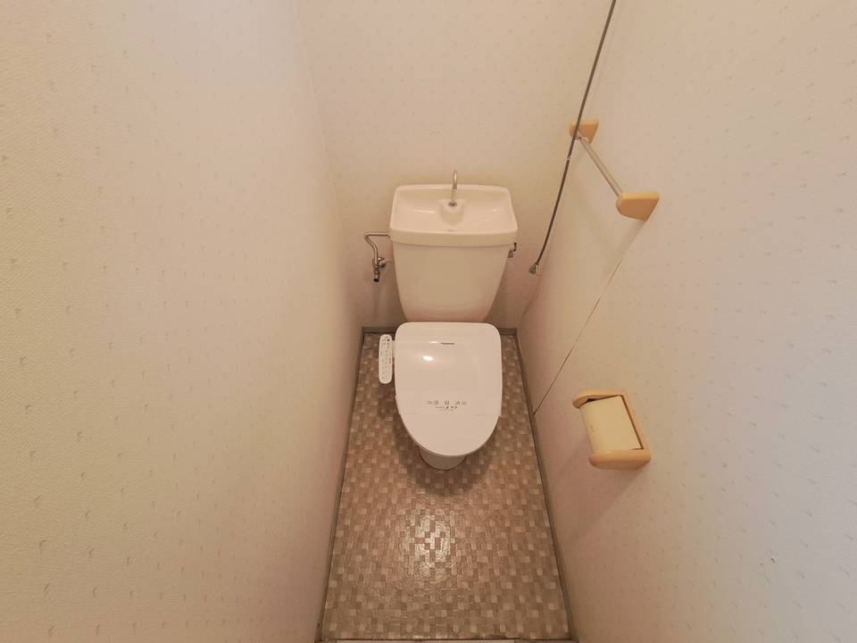 トイレ　トイレ