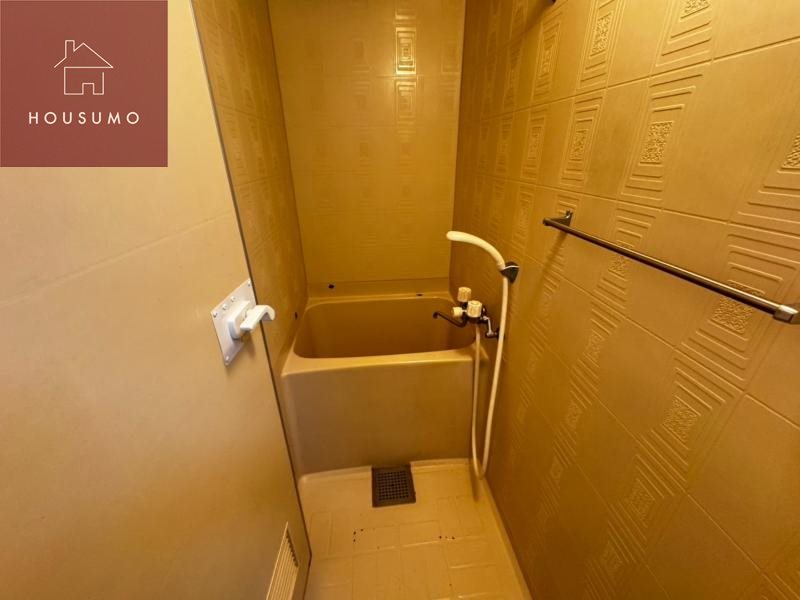 バス・シャワールーム　コンパクトで使いやすいお風呂です