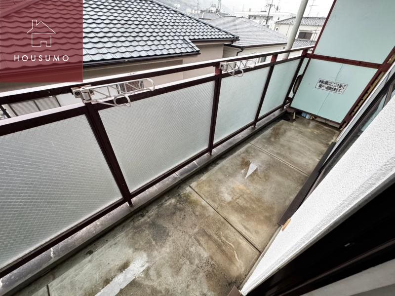 バルコニー　陽当たり良好なバルコニーです