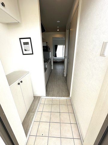 玄関　別号室です。現状優先。