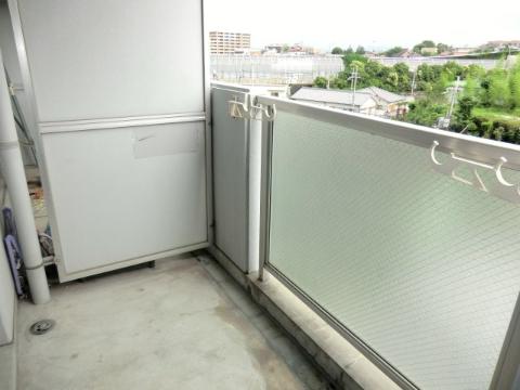 　バルコニー　ベランダ