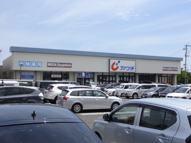 ドラックストア　カワチ薬品フォレオ宮の杜店（ドラッグストア）まで400m