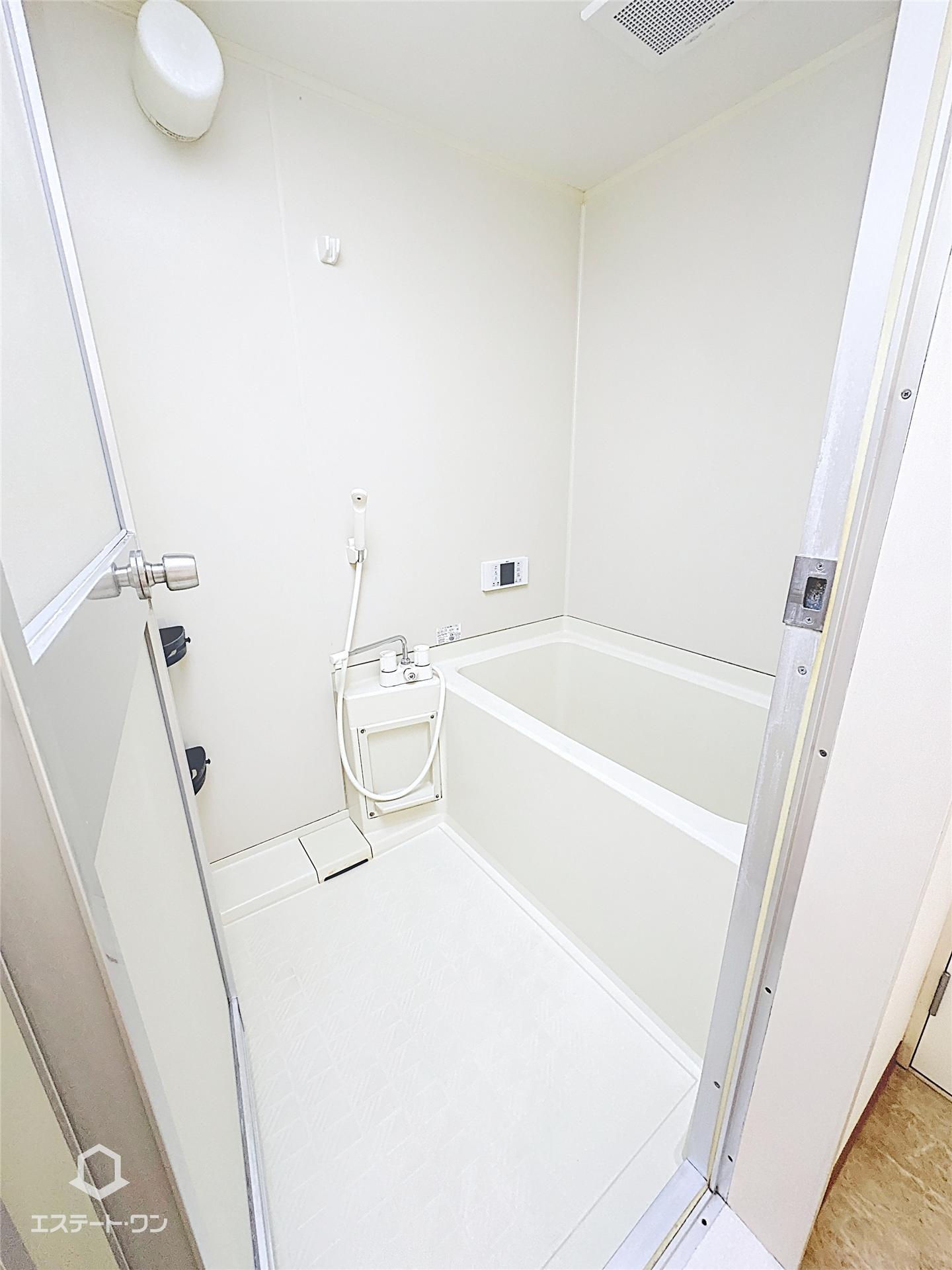 バス・シャワールーム　いつでも温まれる追い焚き機能付き（＾＾）