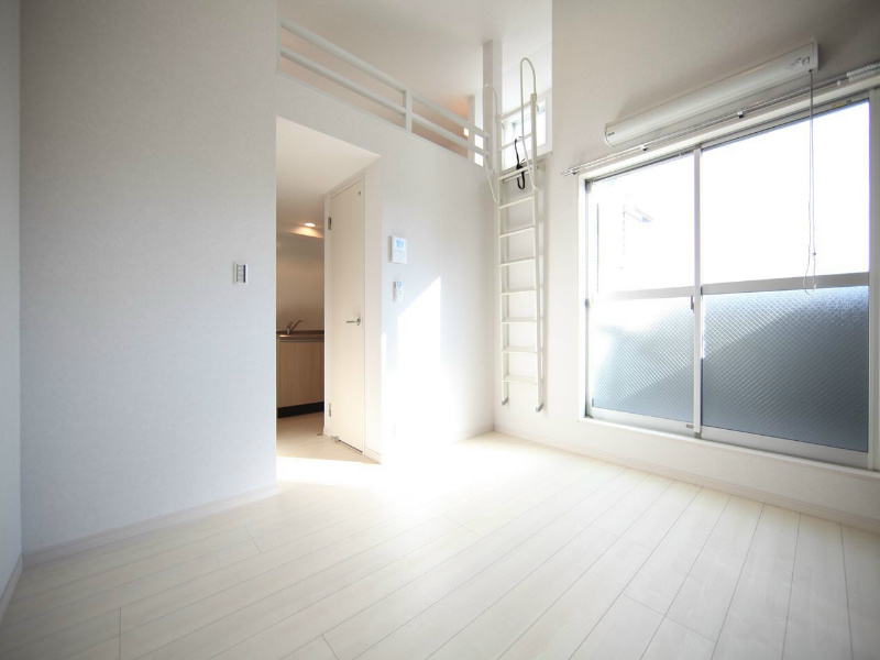 居室・リビング　洋室9.3帖　ロフト6.2帖（収納でも部屋でも使えます）