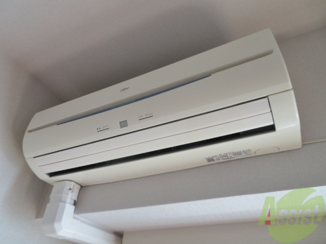 その他設備　あらかじめエアコンがついています。夏も冬も快適です。