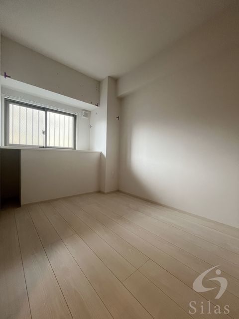 居室・リビング　同仕様・反転タイプ