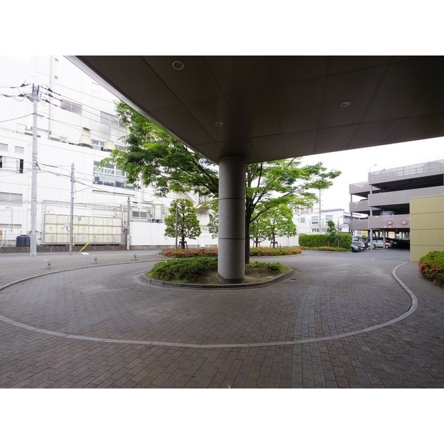 その他共有部分　車寄せ