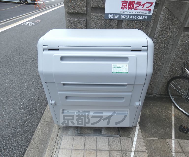 その他　共用ゴミボックスです。