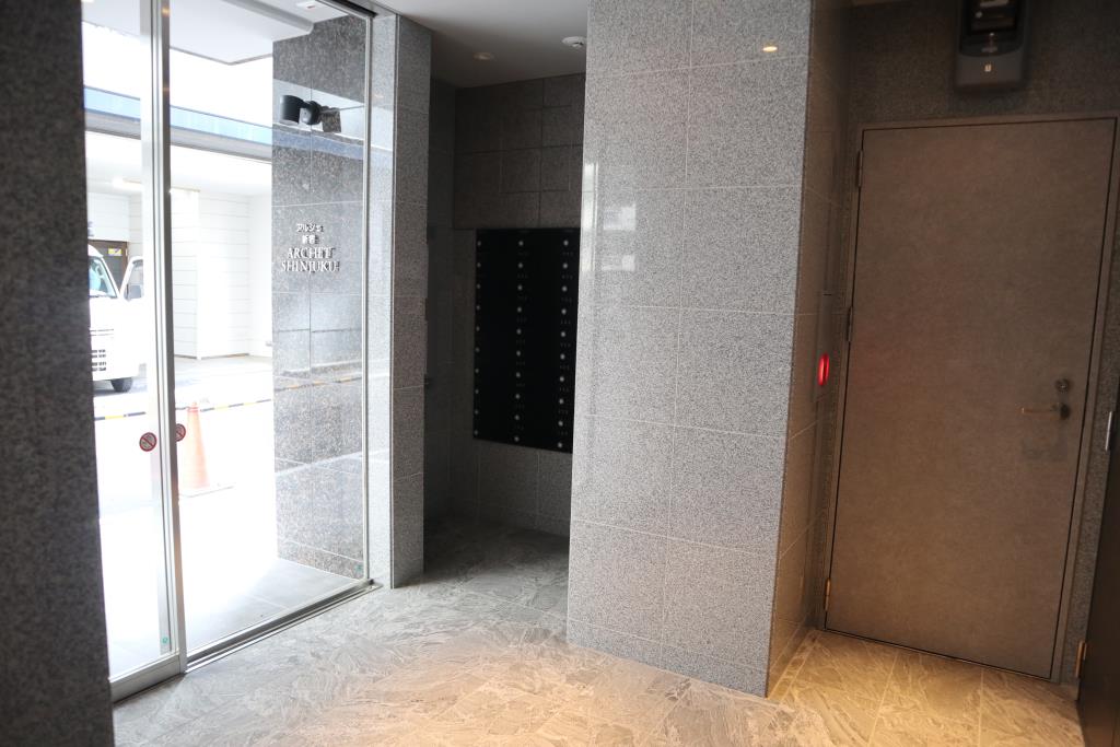 エントランス　エントランス