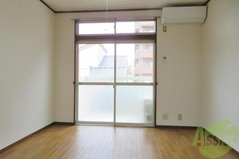 居室・リビング　洋室は７．５帖で広々していて過ごしやすそうですよねー。