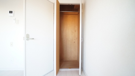 収納　クローゼット